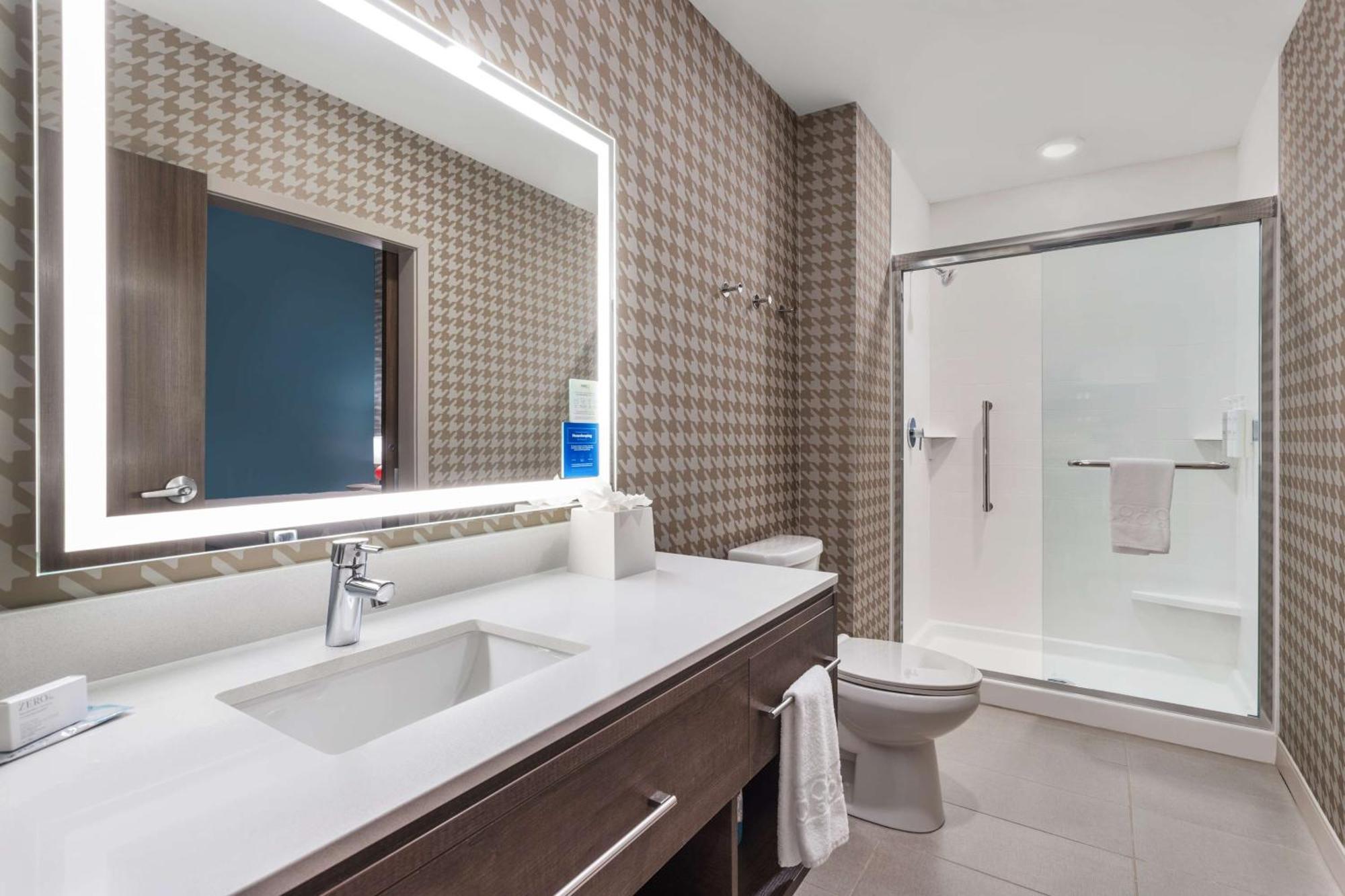 Home2 Suites By Hilton Cedar Rapids Westdale Exteriör bild