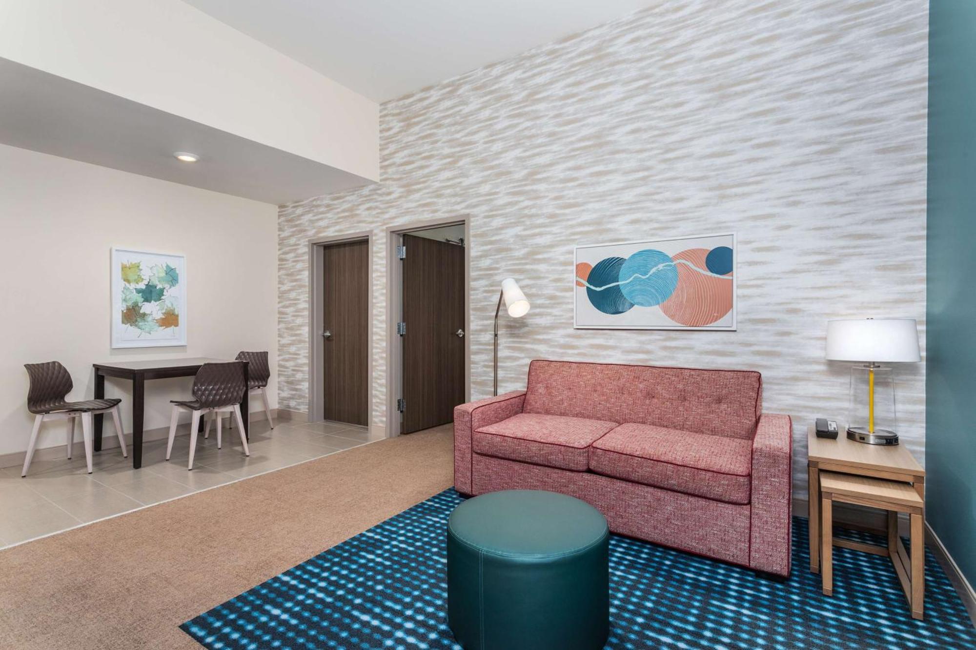 Home2 Suites By Hilton Cedar Rapids Westdale Exteriör bild
