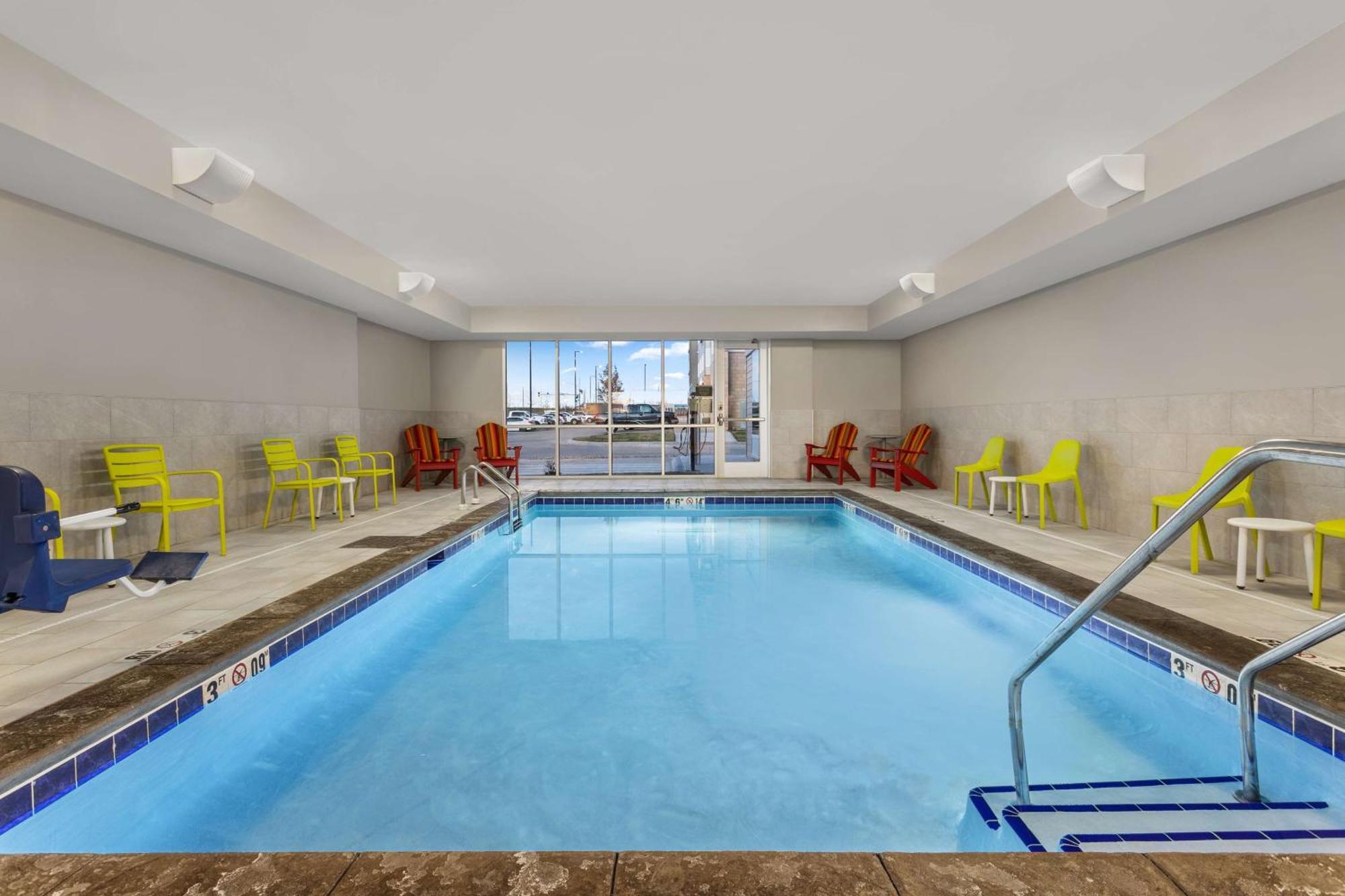 Home2 Suites By Hilton Cedar Rapids Westdale Exteriör bild